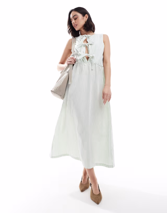 Daisy Street boxy fit throw on midi dress in sage stripe