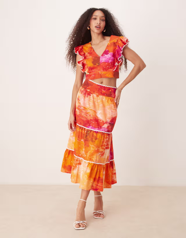 Hope & Ivy scallop trim tiered midi skirt in orange print - part of a set
